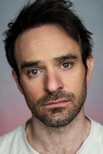 Portrait de Charlie Cox utilisé pour contextualiser son rôle vocal dans un jeu Sega non annoncé